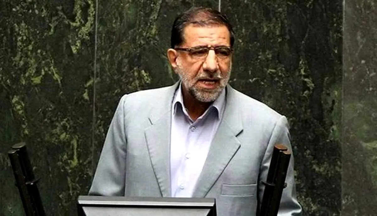 کوثری: باید پرسید که آیا واقعا شعار «زن، زندگی، آزادی» شخصیت می‌آورد یا بی‌آبرویی؟