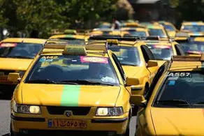عکس یواشکی یک دختر از نوع نشستن شرم آور یک مرد در تاکسی حماسه ساز شد/ تصویر