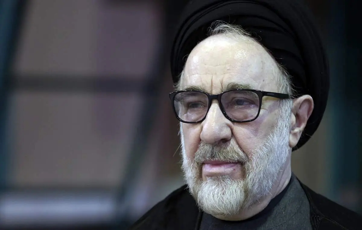 سیدمحمد خاتمی: ساخت موشک از زمان ریاست جمهوری بنده آغاز شد/ به جای گلایه از دولت بابت استخدام نکردن برخی افراد، باید تحقق مطالبات را از دولت بخواهیم