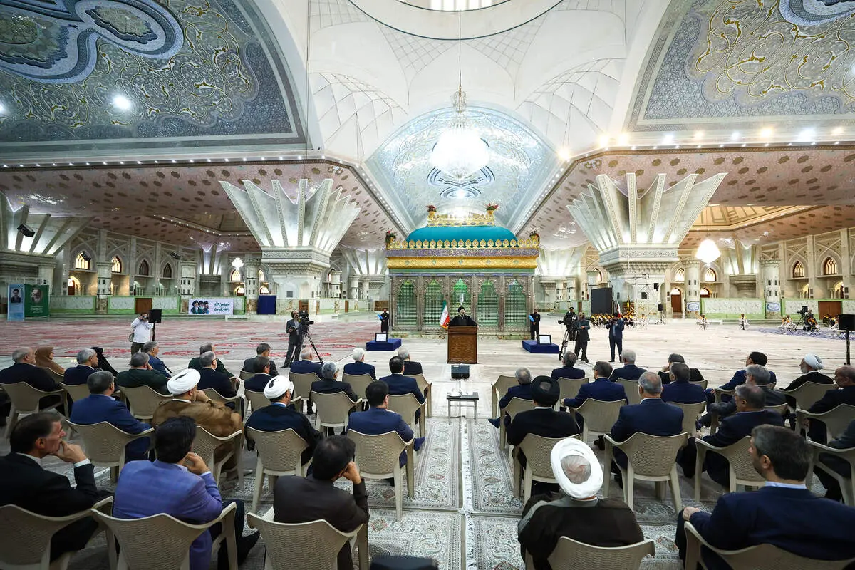 سیدحسن خمینی: چه قرار بر جنگ باشد چه صلح و مذاکره، باید کنارهم بایستیم