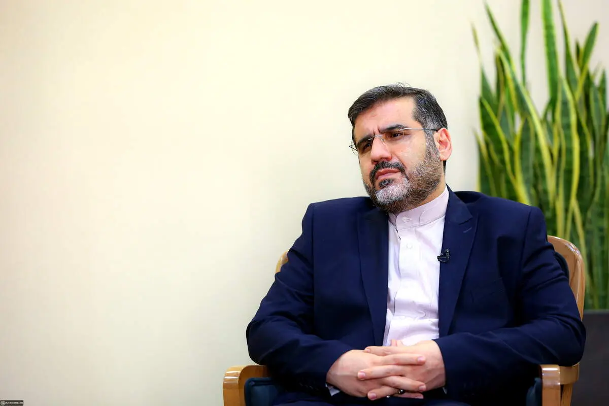 انتقاد روزنامه اصولگرا از سیاست و سخنان وزیر ارشاد