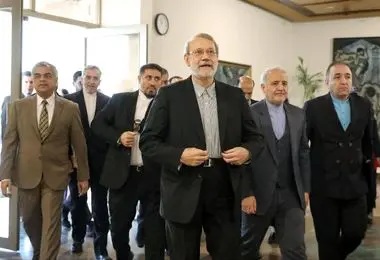 لاریجانی: به ملت شریف پاکستان سلام رهبر معظم انقلاب اسلامی ایران را ابلاغ می‌کنم