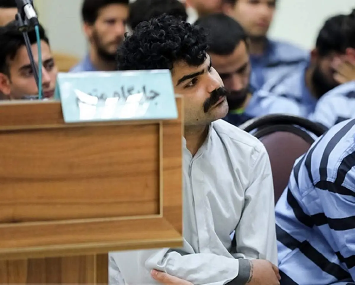 درخواسته عاجزانه پدر متهم سامان صیدی| خانوداگی تعهد میدهیم علیه نظام کاری کردیم اعداممان کنید