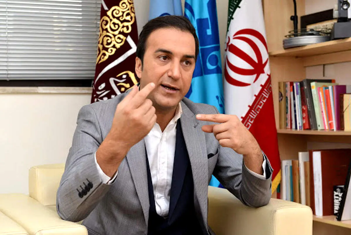 چرا مجری استقلالی ممنوع الکار شد؟