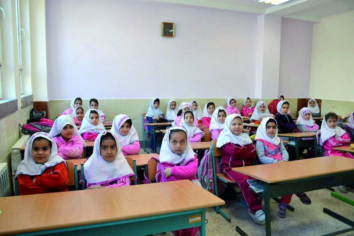 مدارس کدام استان ها فردا سه شنبه 30 بهمن ۱۴۰۳ تعطیل شدند؟