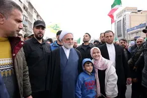 ما مسئولان نباید لحظه‌ای از متن مردم جدا شویم