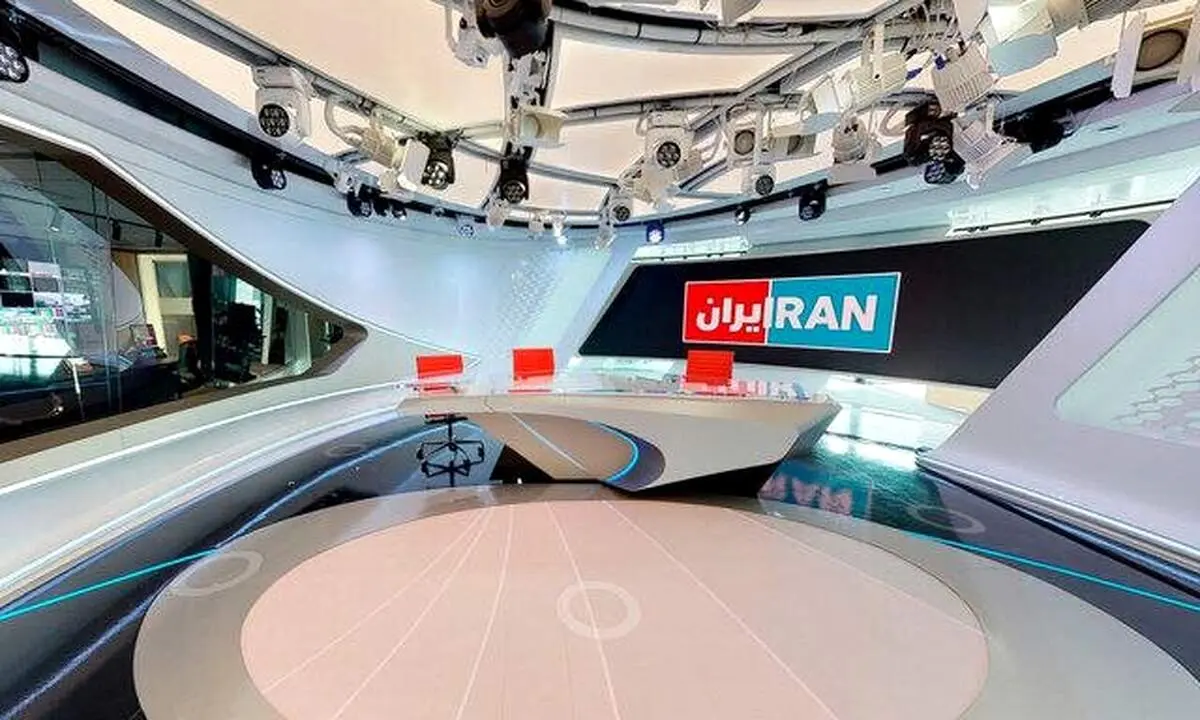 پوریا زراعتی و همسرش از انگلیس فرار کردند + جزییات