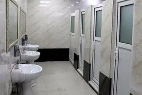 خلاقیت خنده دار یک ایرانی در توالت عمومی حماسه ساز شد/ عکس