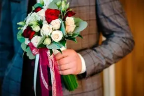 این پیرمرد 115 ساله ایرانی بخاطر عشقش به پیرزن 65 ساله جلوی همه ایستاد/ عکس