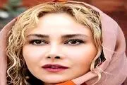 انتشار تصویر عاشقانه خانم بازیگر معروف در خارج از کشور همراه با موهای فر و بدون روسری!+ عکس جنجالی و خاص
