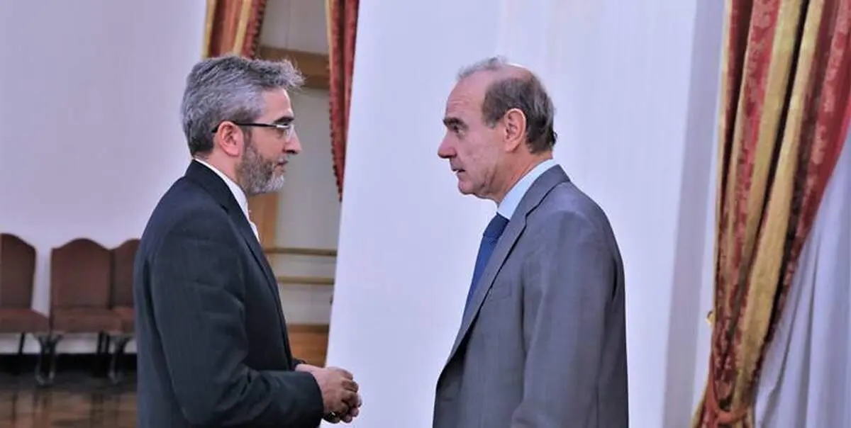 دیدار علی باقری با انریکه مورا در قطر