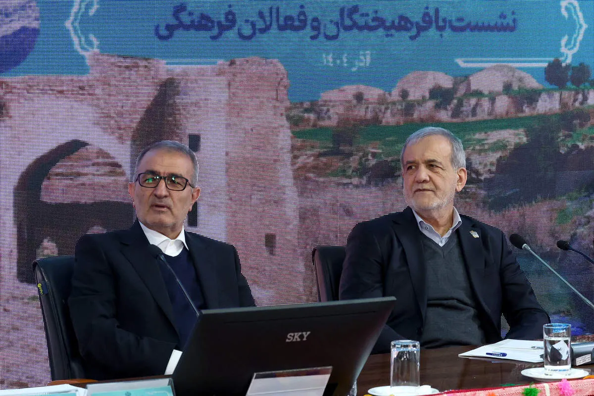  پزشکیان: صادقانه باید به مردم گفته شود چه داریم و چه نداریم/ نزدیک 7 میلیون میلیارد تومان پروژه روی زمین مانده و پولی برای اتمام آن نداریم 