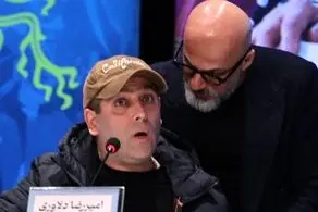 درگیری لفظی امیررضا دلاوری در جشنواره فجر و پادرمیانی امیر آقایی/ فیلم