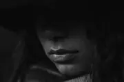 به شوهرم گفتم عاشق پسر همسایه‌ام!