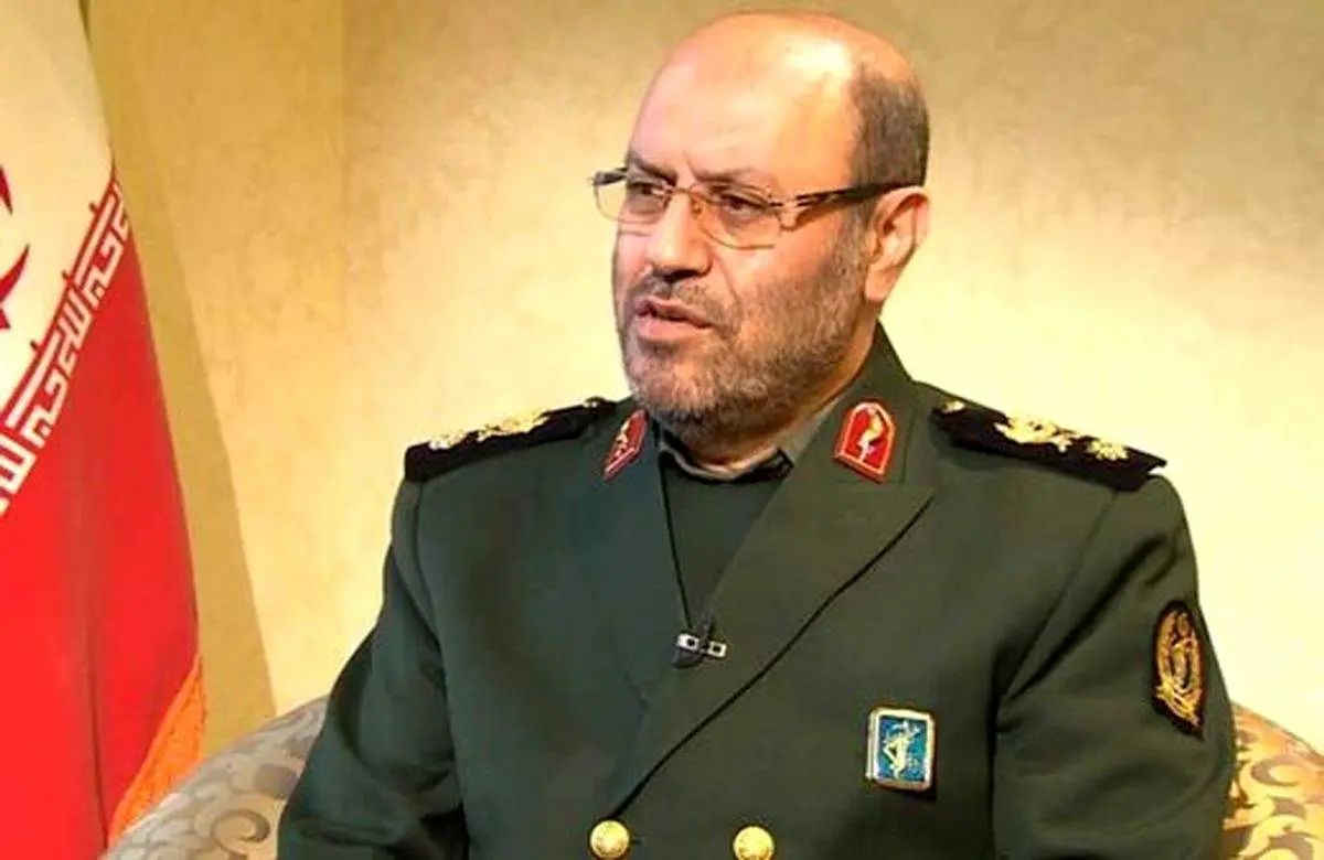 پاسخ وزیر سابق دفاع به سوال مجری: به شما هیچ ربطی ندارد!