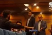 وقتی معاون رییسی تحمل انتقاد نداشت و جلسه را ترک کرد+عکس 