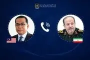 تأکید وزرای دفاع ایران و مالزی بر توسعه همکاری‌های دفاعی و نظامی
