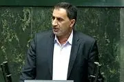نماینده مجلس: شبکه فاضلاب اهواز بنا بود در دو سال به پایان برسد اما هنوز حفاری ادامه دارد