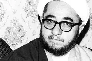 صادق خلخالی در مقابل امام رقصید + واکنش امام