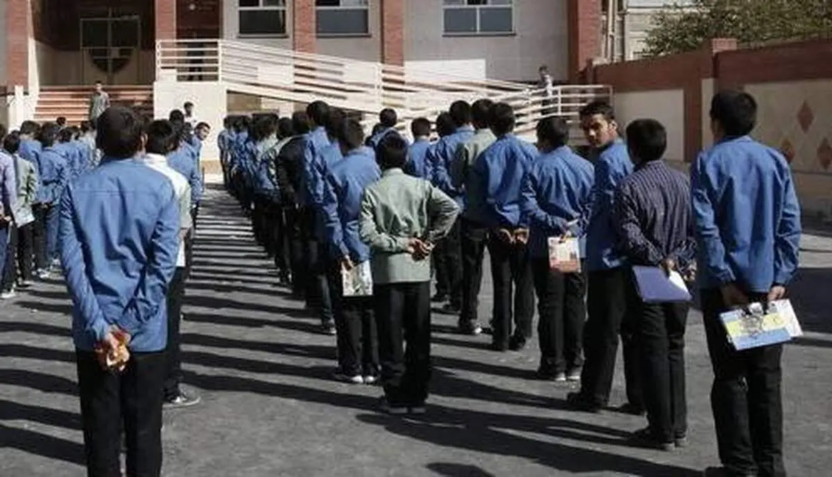 ترجمه ناجور و عجیب جملات عربی توسط یک دانش آموز حماسه ساز شد/ عکس