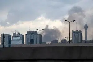 موشک فرود آمده در حیاط یک خانه در تهران/ عکس