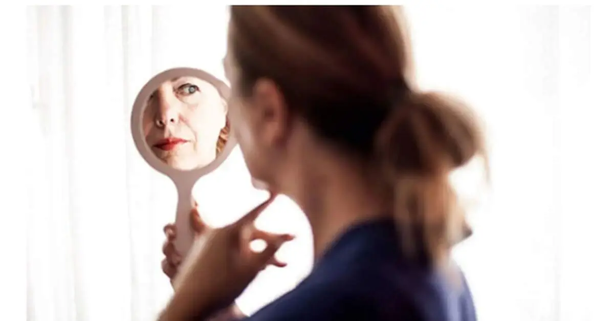 چهره این دختر زیبا روز به روز ترسناک تر می شود/ عکس