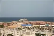 همه افرادی را که شناسنامه ایرانی ندارند از جزیره ابوموسی بیرون کنید