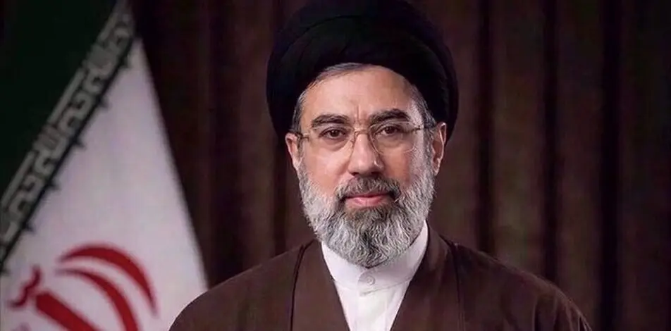 رهبر انقلاب: مسئولان حوزه سلامت به جامعه پرستاری توجه ویژه داشته باشند
