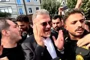 مدیرانی با موبایل در دست و تیمی بدون سرمربی؛ به استقلال مدل 1404 سلام کنید!