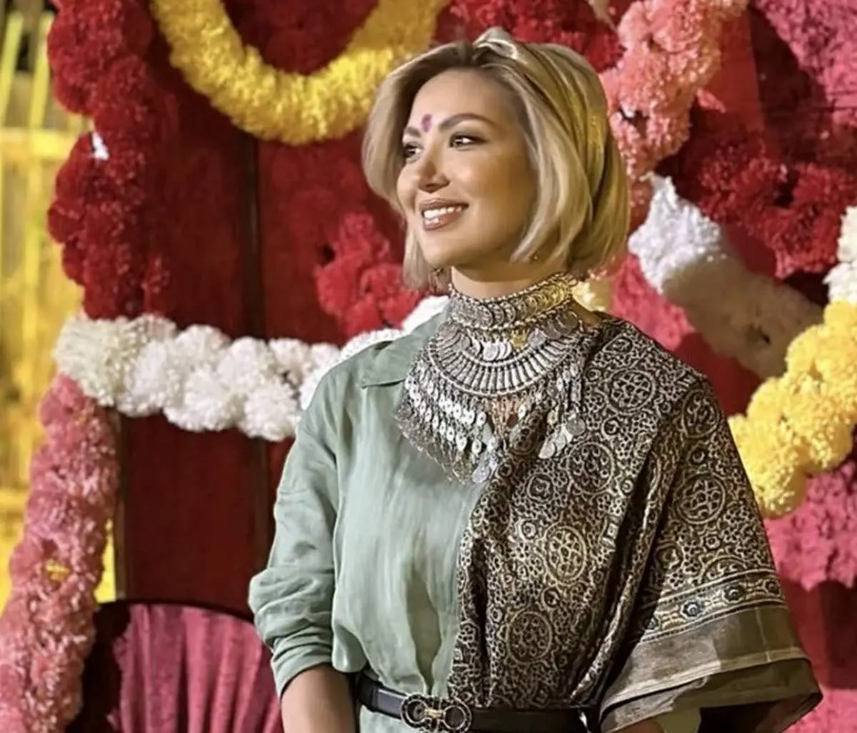 مینا مختاری با دیزاین هندی و موی کوتاه!/ عکس