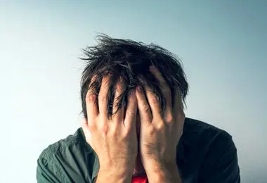 چرا بعضی افراد در زمان اضطراب خواب‌شان می‌گیرد؟