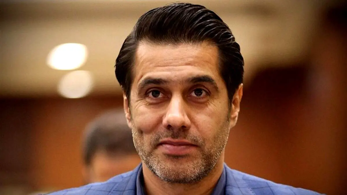 حمله پیروانی به مدیرعامل یک باشگاه: از فدراسیون رفتی، دوباره پست گرفتی؟