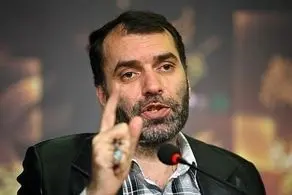 صدای فیلم ساز معروف ایرانی درآمد| برخی یک زمان ریش می‌گذارند و یک زمان ریش برمی‌دارند + ببینید 