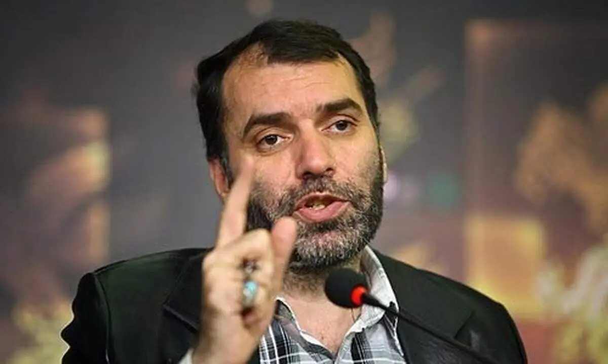 صدای فیلم ساز معروف ایرانی درآمد| برخی یک زمان ریش می‌گذارند و یک زمان ریش برمی‌دارند + ببینید 