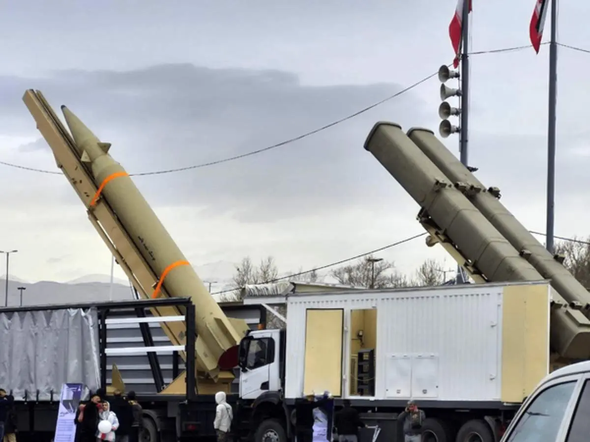 نمایش موشک‌های کروز و بالستیک در راهپیمایی ۲۲ بهمن + عکس 