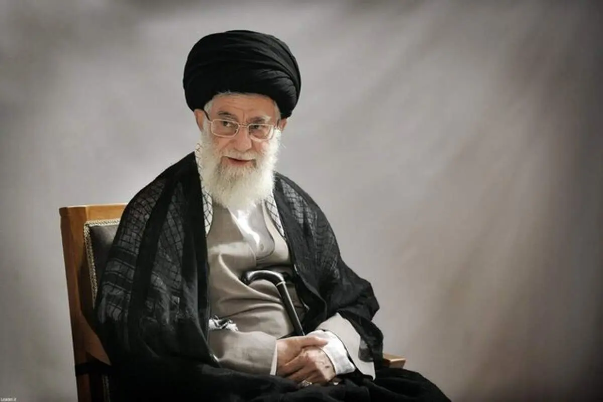 پاسخ جالب رهبری به ابراز ناراحتی قرائتی و درخواست او برای زمین نشستن + ببینید 
