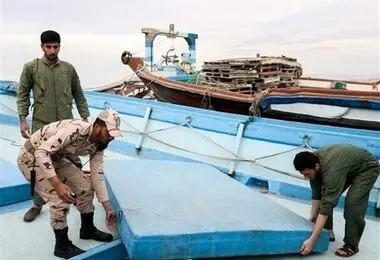ضربه مهلک مرزبانان هرمزگان به شبکه قاچاق سوخت/ توقیف ۲ میلیون لیتر گازوئیل قاچاق