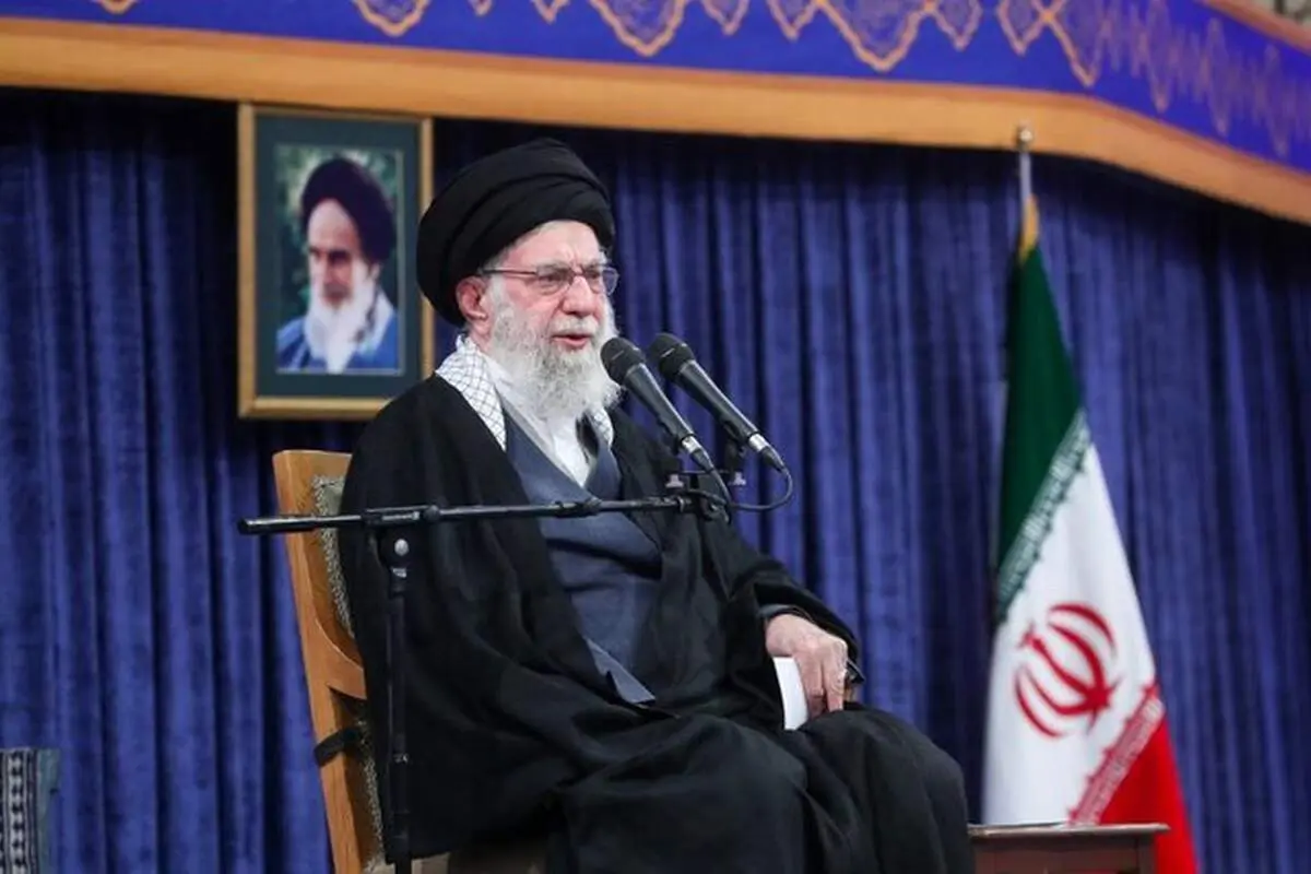 رهبر انقلاب: همگی سعی کنیم اتصال و انسجام ملی را که بسیار با ارزش و قیمتی است، حفظ کنیم