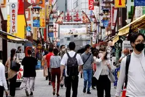 توالت عمومی تمام شیشه ای در وسط خیابانهای ژاپن/ عکس