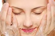 زیبایی باورنکردنی زن 41 ساله فرودگاه را بهم ریخت/ عکس