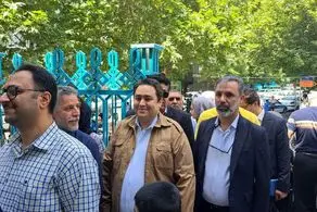 داماد حسن روحانی در صف رای + عکس 