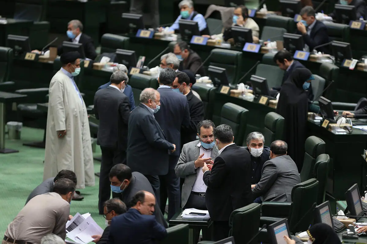 کمیسیون‌های امنیت ملی و انرژی مامور حل اختلاف دولت و مجلس شدند