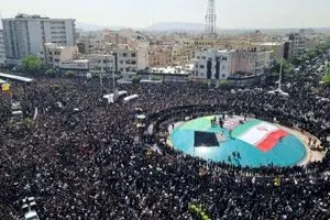 جانگدازترین صحنه در تشییع شهدای حمله اسرائیل/ تابوت کودکان شهید رسید
