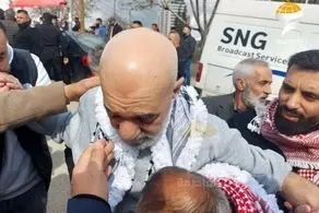 دیدار با خانواده پس از ۲۳ سال اسارت + عکس 