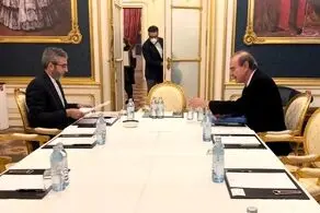 نشست دوجانبه باقری و مورا در وین