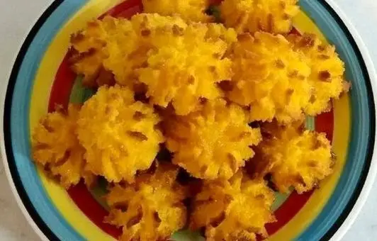 طرز تهیه رز نارگیلی شیرینی ماه رمضان