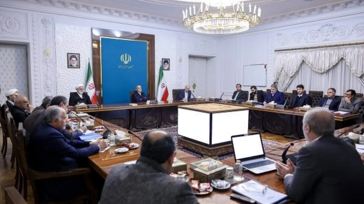 بررسی راهکارهای رفع ناترازیهای اصلی کشور در نشست سران قوا