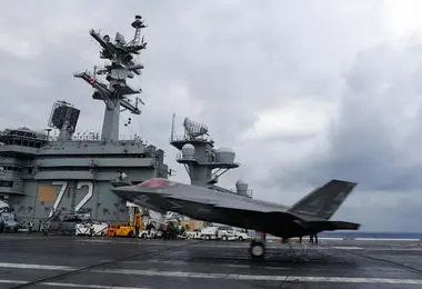 اعزام پهپادهای سپاه برای تعقیب آبراهام لینکلن