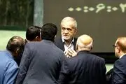 رئیس جمهور گفته که من اصلا وزیر معرفی نمی کنم و خود مجلس وزیر معرفی کند