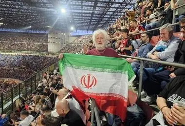 عضو سابق پارلمان اروپا: زنده باد ایران!